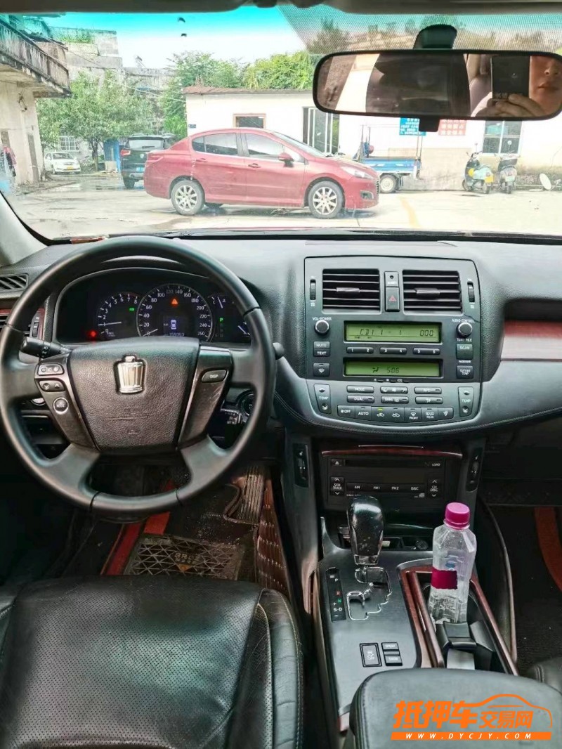 佛山10年丰田皇冠6