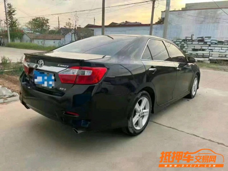 北京14年丰田凯美瑞9