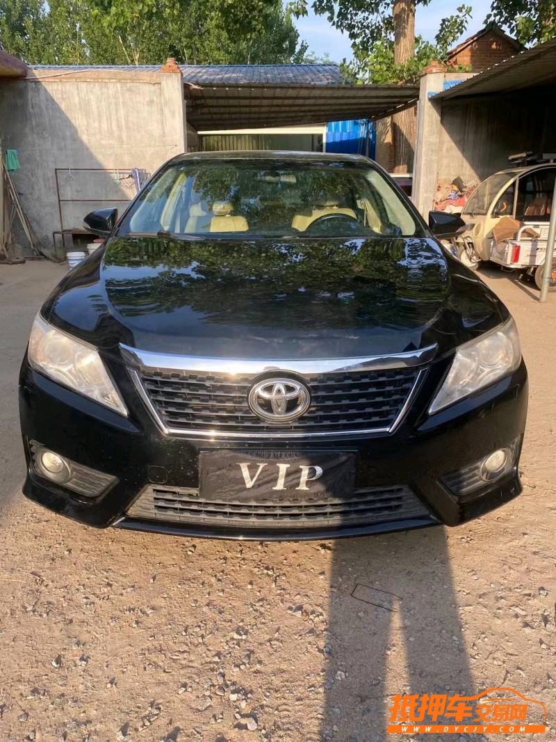 潍坊12年丰田凯美瑞1