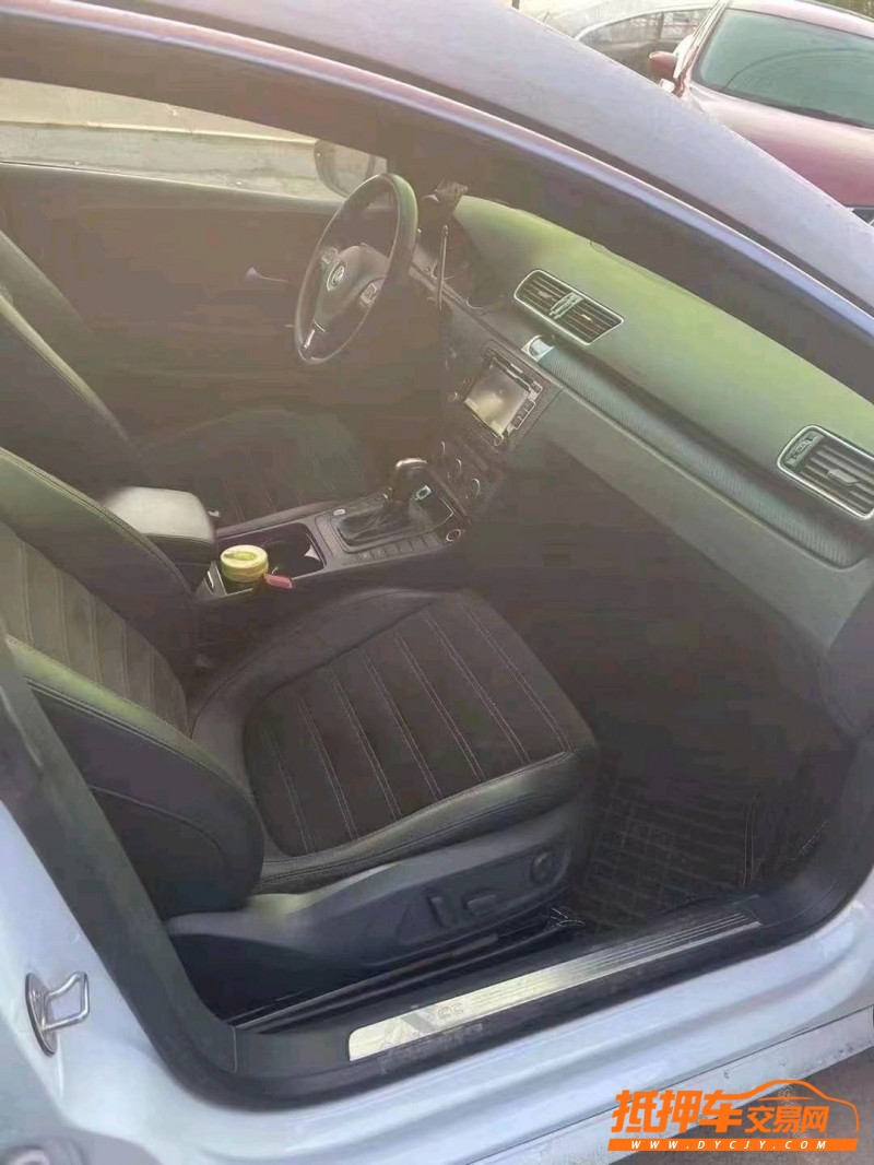 济宁17年大众CC7