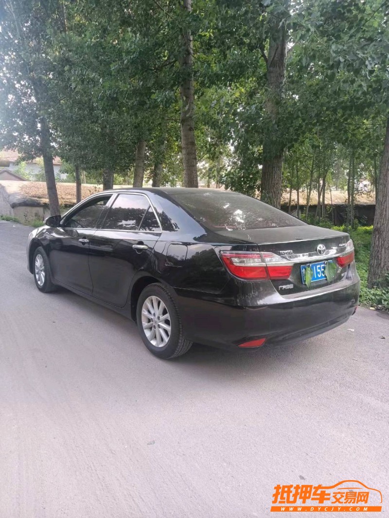 潍坊17年丰田凯美瑞7