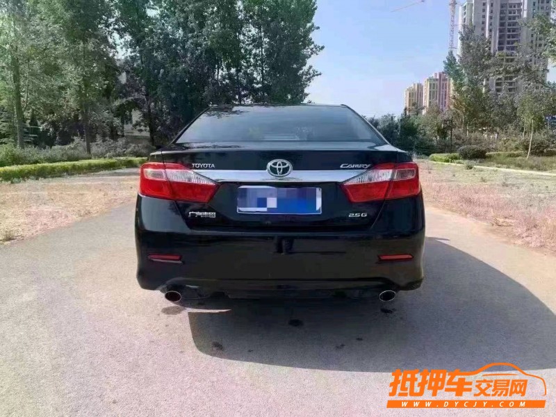 北京14年丰田凯美瑞8