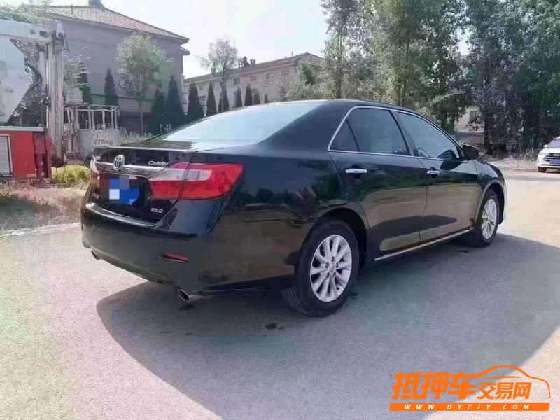 北京14年丰田凯美瑞9