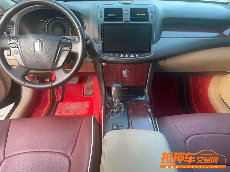 济宁12年丰田皇冠4