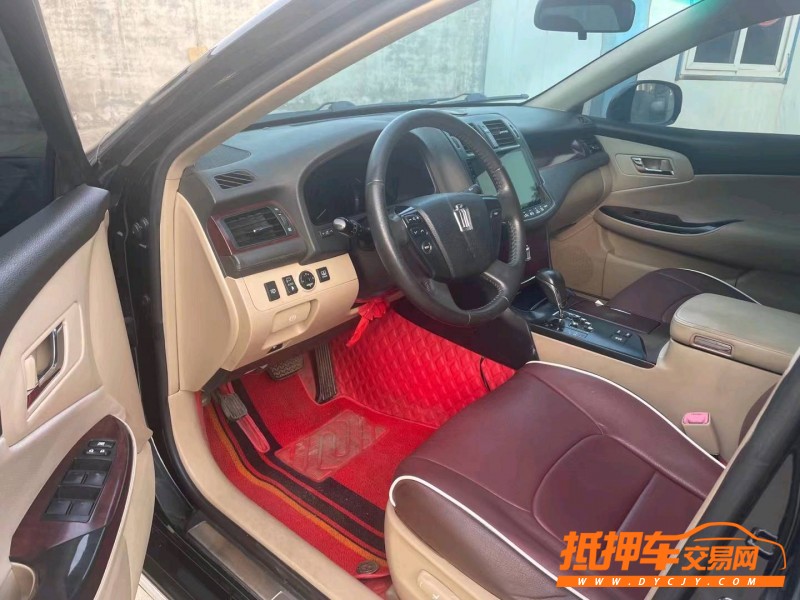 济宁12年丰田皇冠5