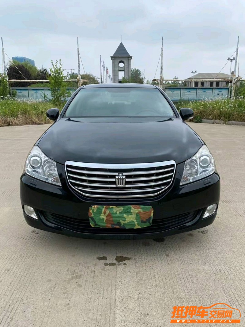 徐州11年丰田皇冠1