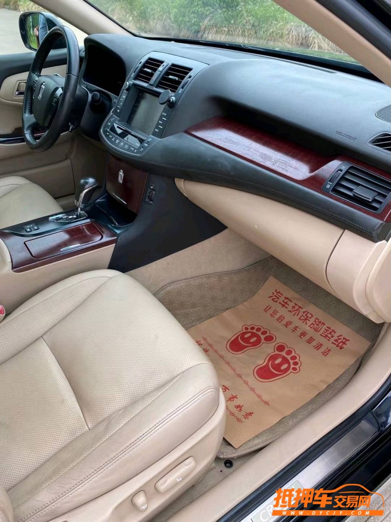 徐州11年丰田皇冠5