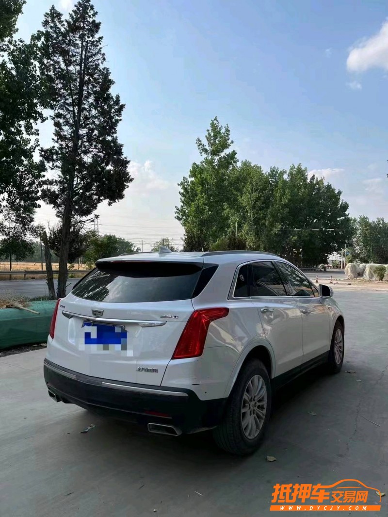 北京16年凯迪拉克XT57