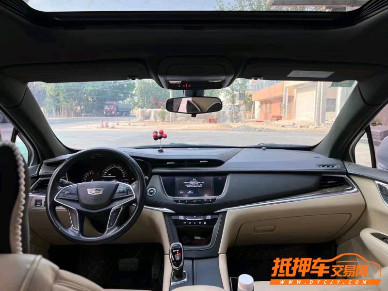 北京16年凯迪拉克XT53