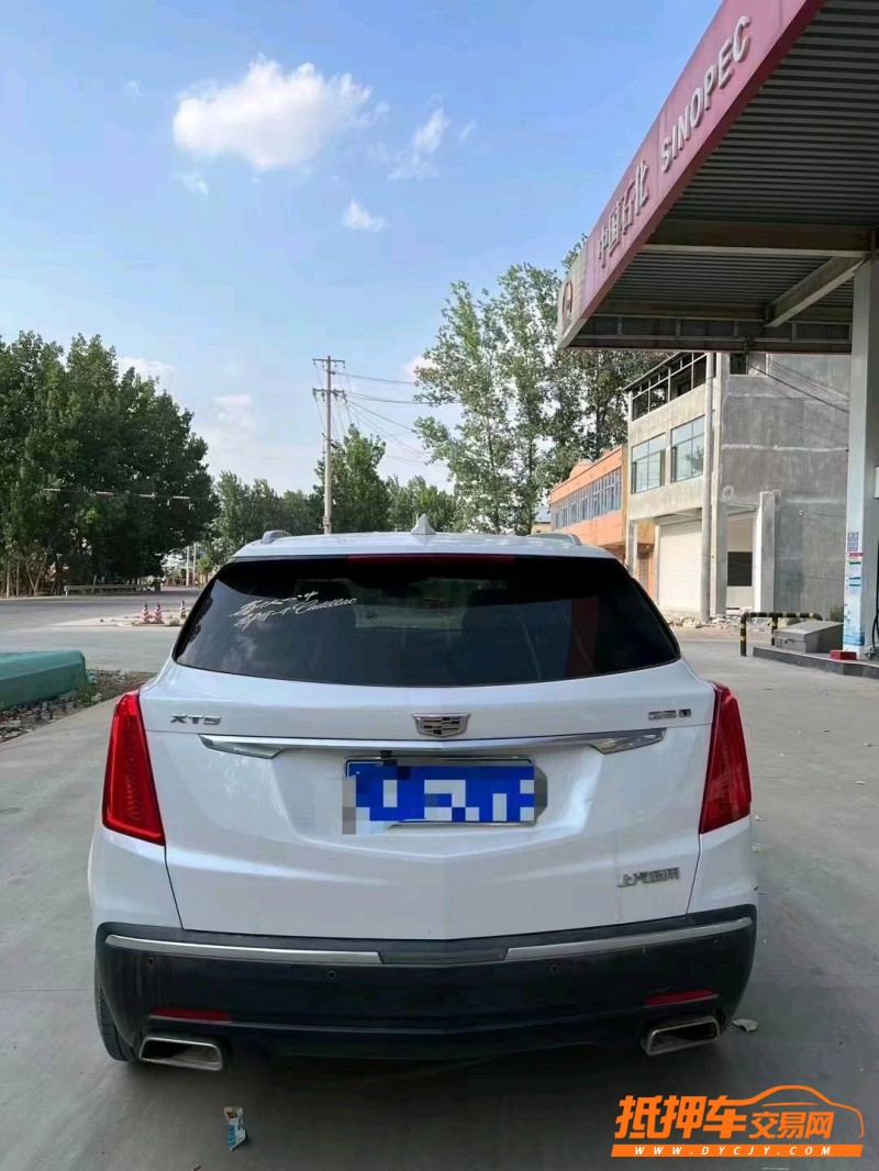 北京16年凯迪拉克XT52