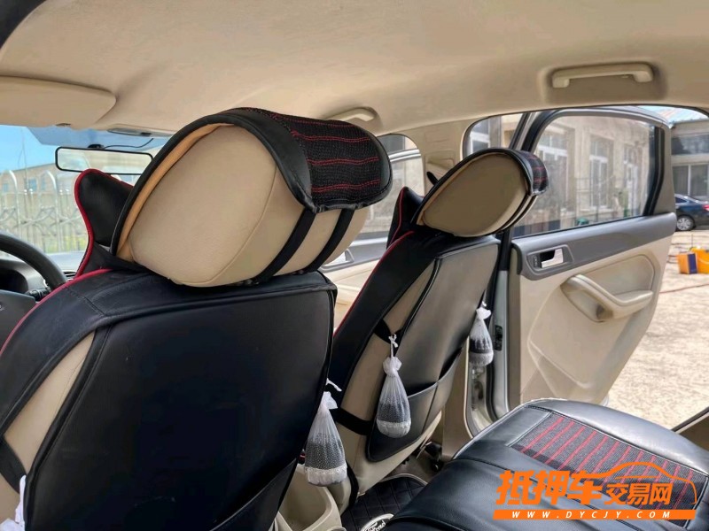 沈阳14年福特福克斯4