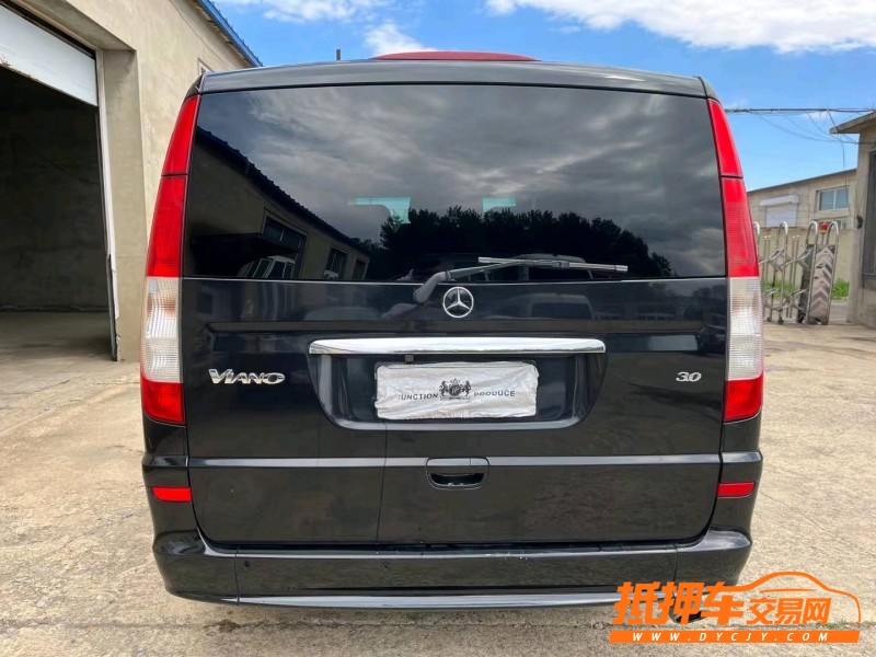 沈阳10年奔驰唯雅诺6