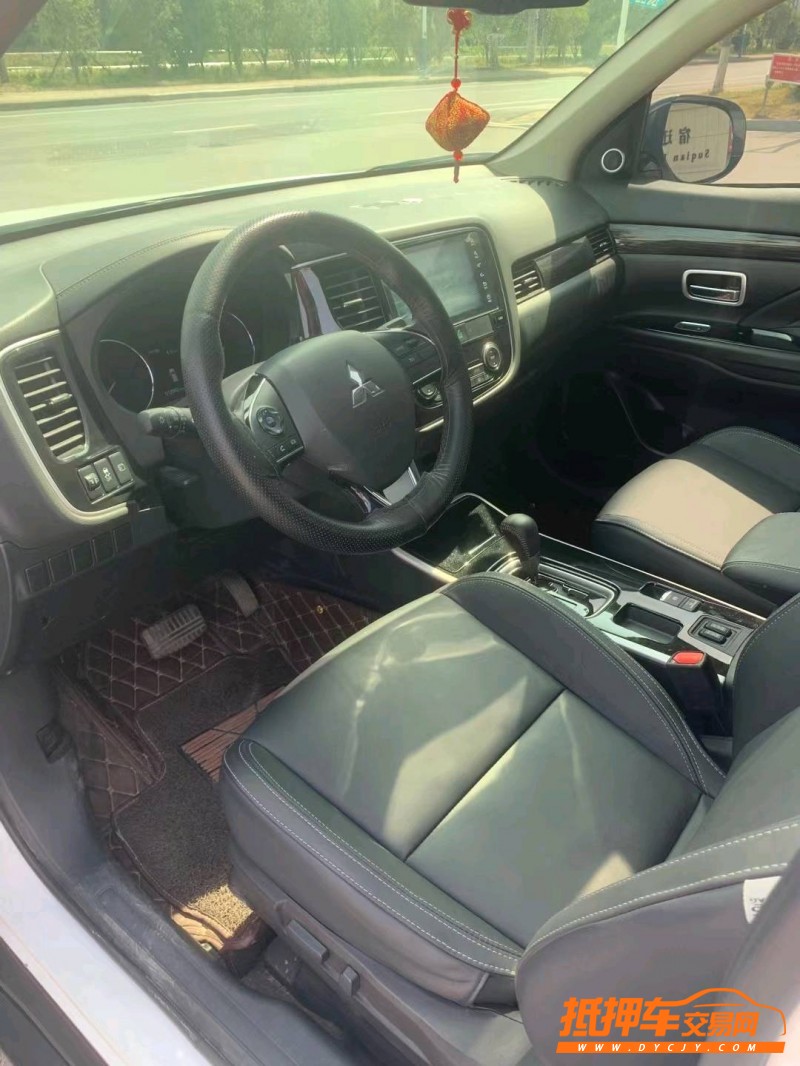 徐州20年三菱欧蓝德6