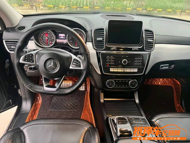 徐州16年奔驰AMG6