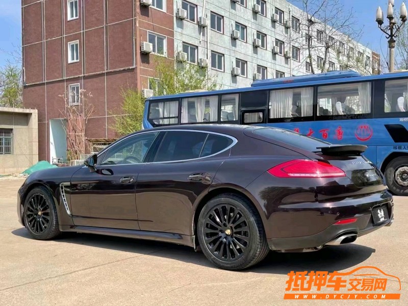 唐山13年保時捷帕拉梅拉8