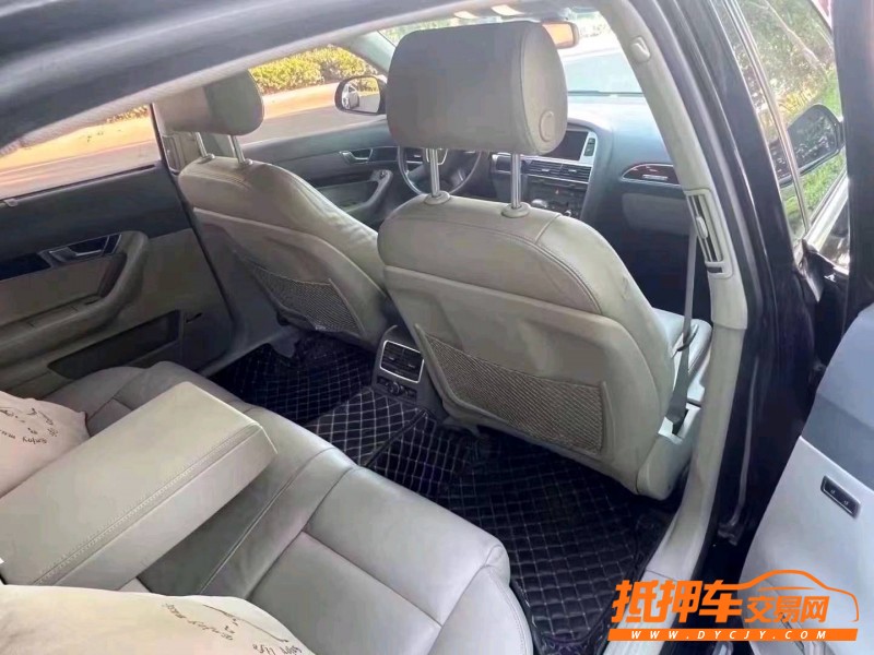 潍坊11年奥迪A68