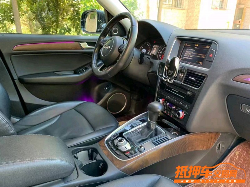 保定15年奧迪Q55