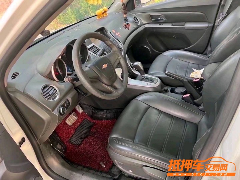 东营13年雪佛兰科鲁兹5