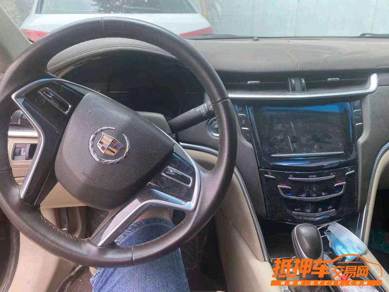 潍坊15年凯迪拉克XTS3