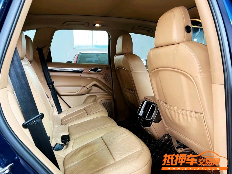 潍坊12年保时捷卡宴5