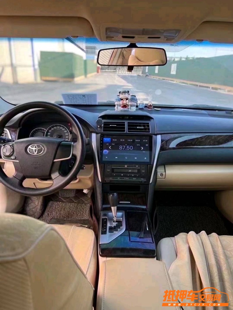 徐州16年丰田凯美瑞4