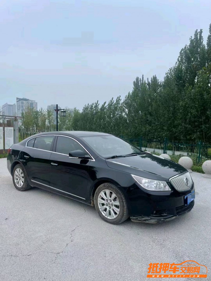 潍坊13年别克君越5