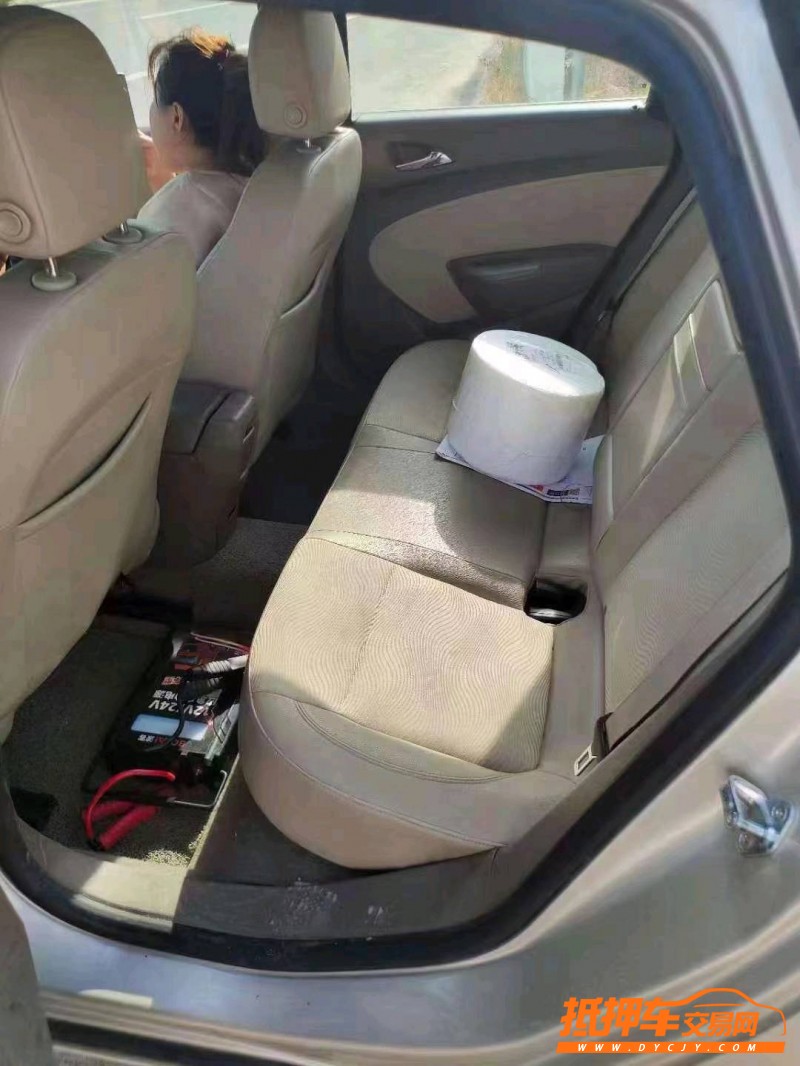 东营11年别克英朗5