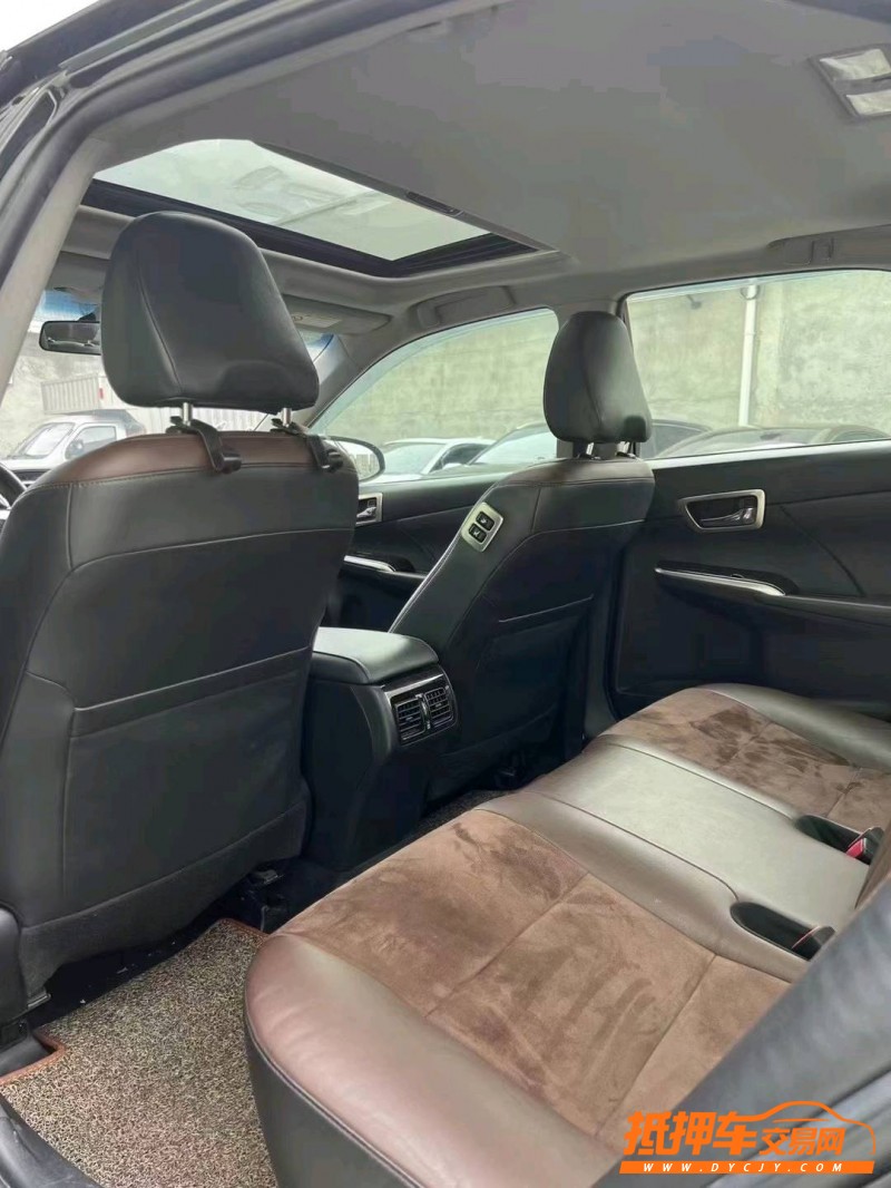 佛山16年丰田凯美瑞7