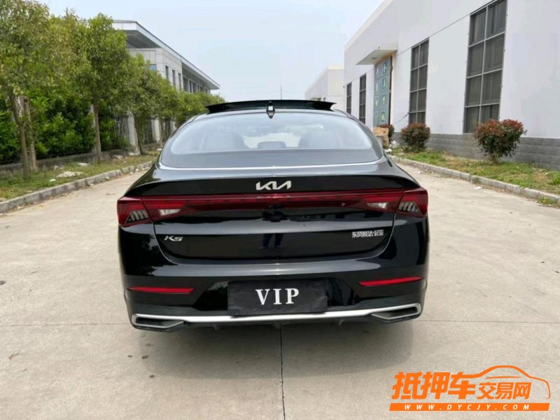 鹽城21年起亞K59