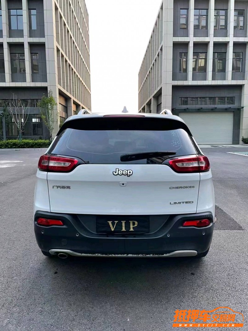 徐州18年Jeep自由光9