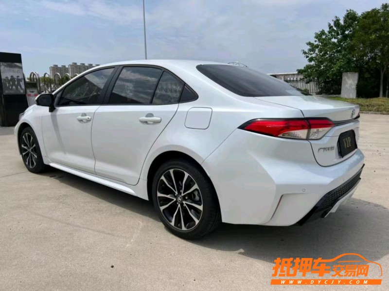 盐城21年丰田雷凌8