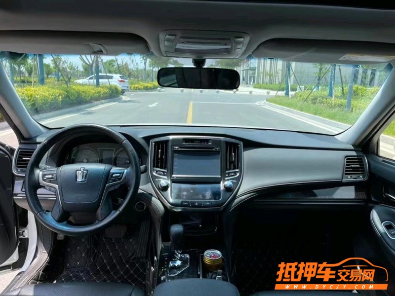 盐城16年丰田皇冠7