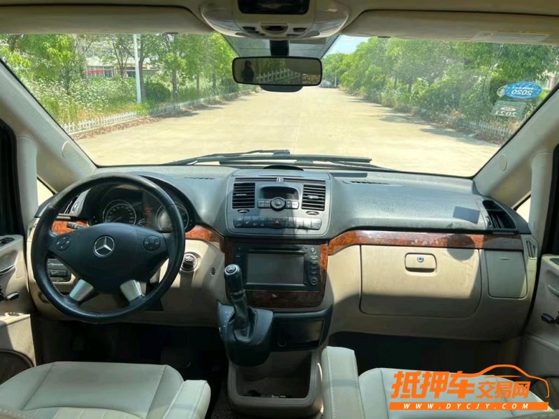 盐城13年奔驰唯雅诺5