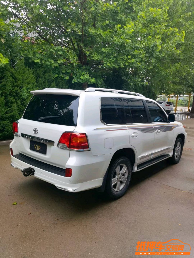 潍坊16年丰田兰德酷路泽4