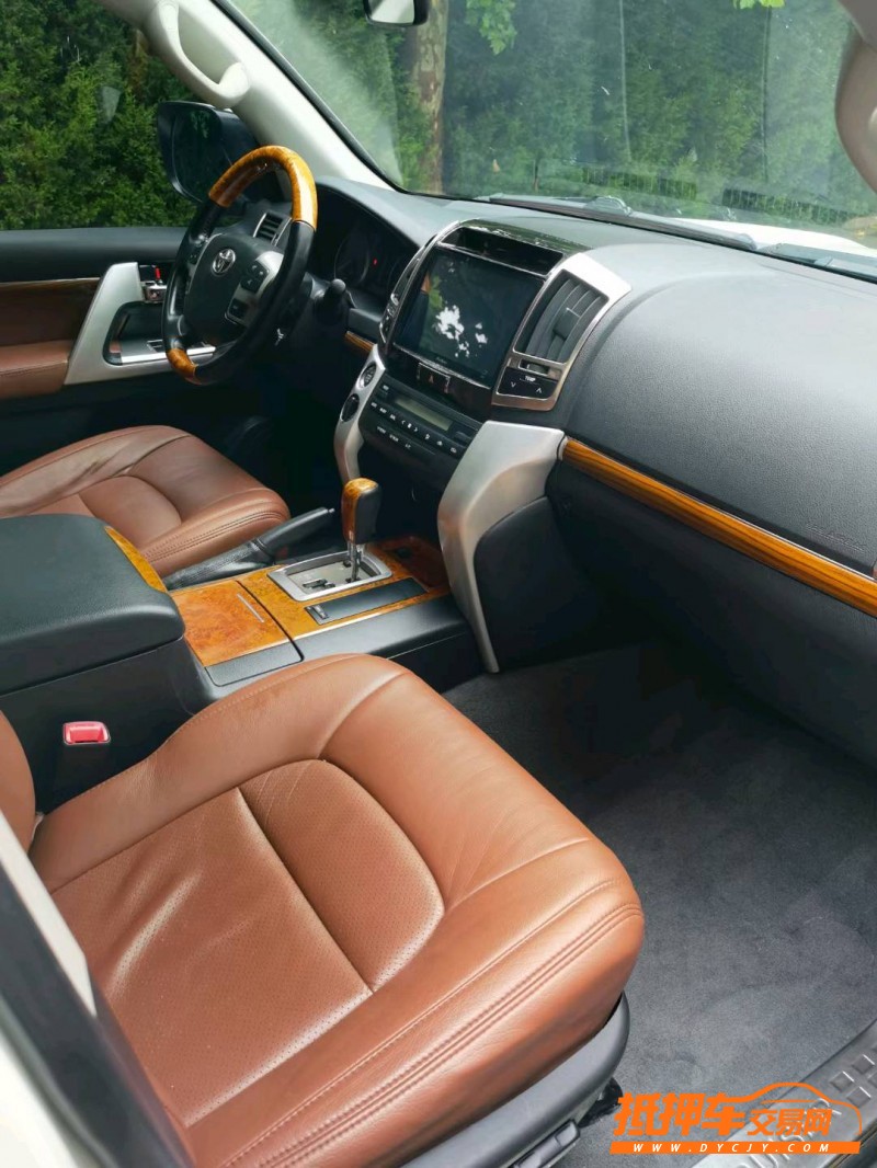 潍坊16年丰田兰德酷路泽5