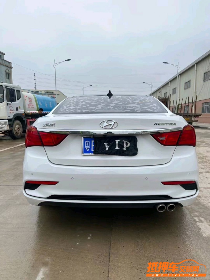 东莞19年现代名图9