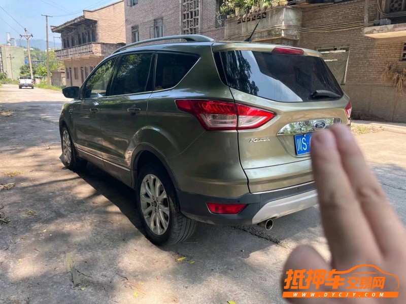 成都15年福特翼虎7