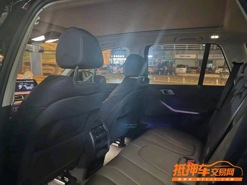 武漢22年寶馬X54