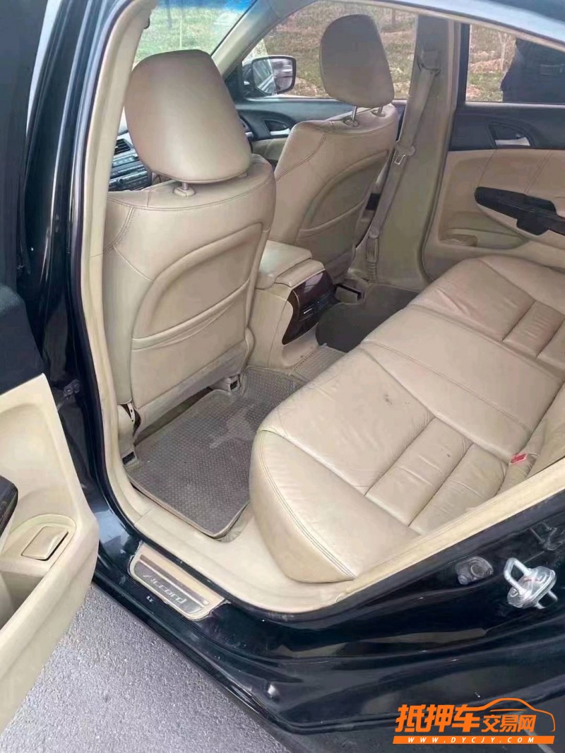 烟台09年本田雅阁3