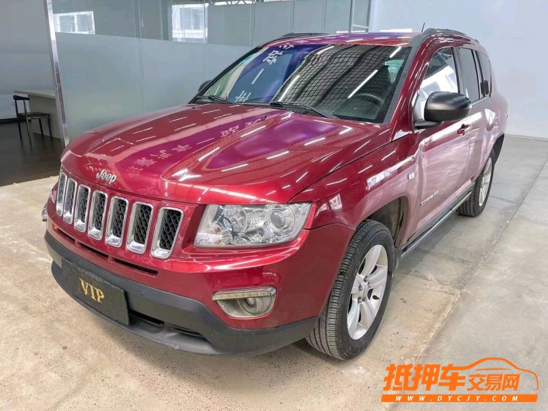 濟寧13年Jeep指南者3