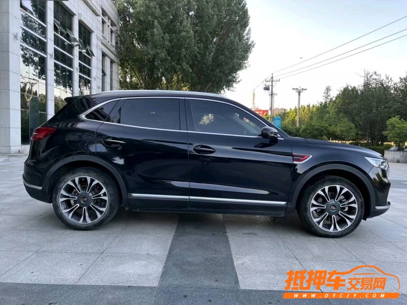 枣庄19年红旗HS57