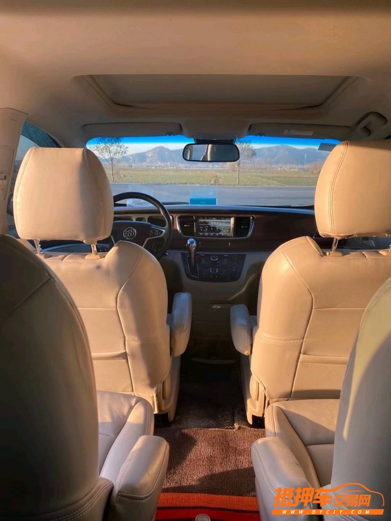 徐州16年别克GL84