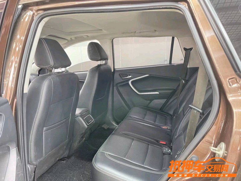 济宁17年北汽幻速S64