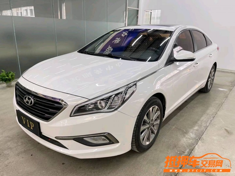 济宁17年现代索纳塔九2