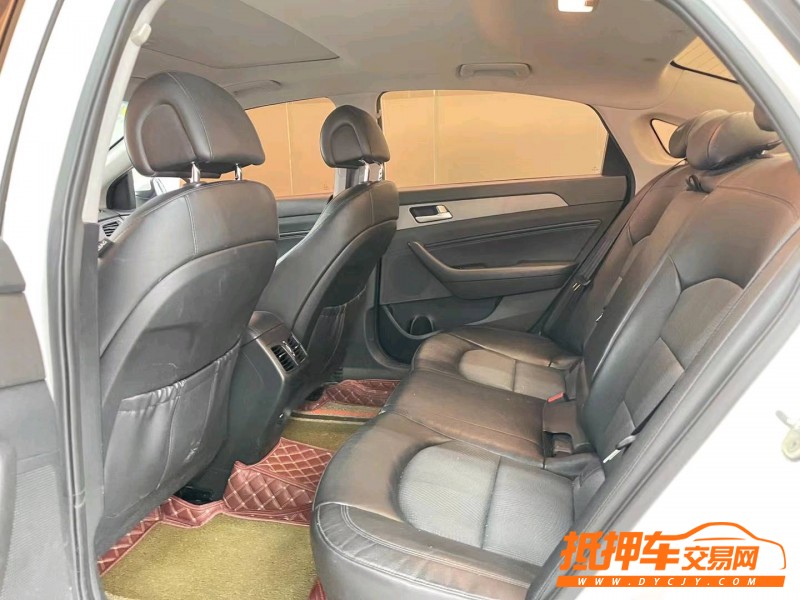 济宁17年现代索纳塔九4