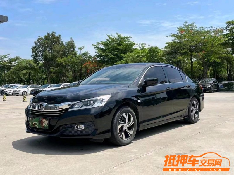 东莞17年本田雅阁3