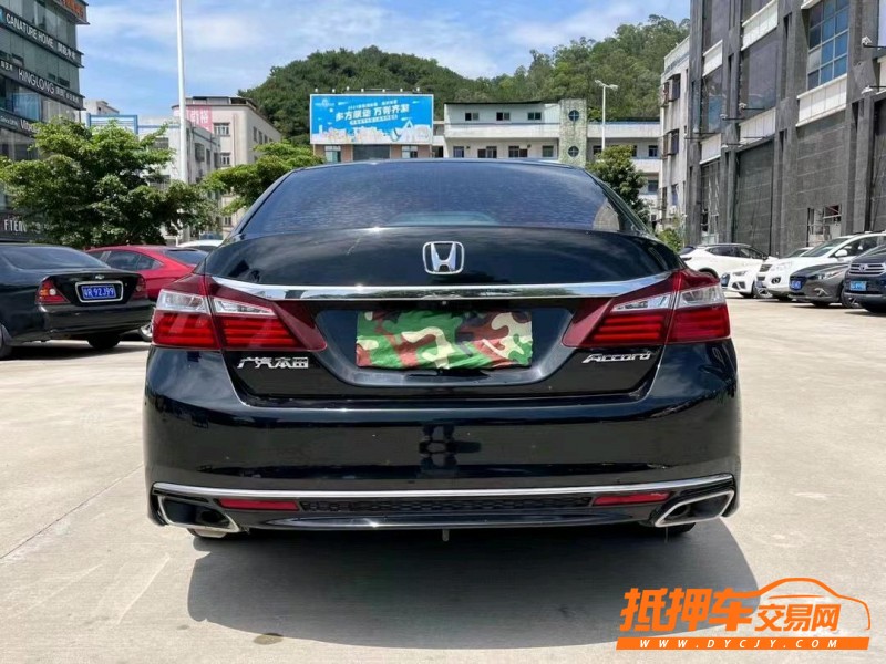 东莞17年本田雅阁9