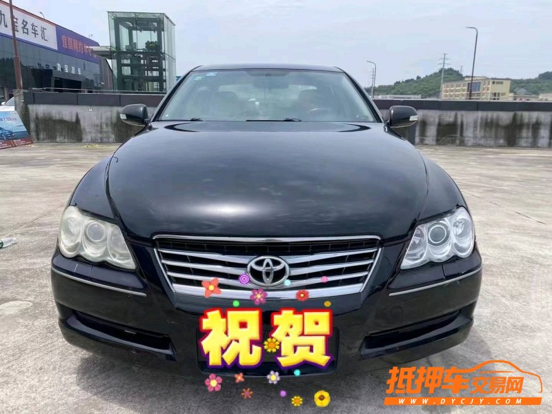 武汉11年丰田锐志1