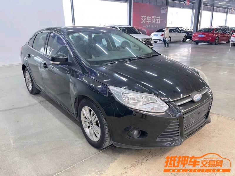 济宁13年福特福克斯8