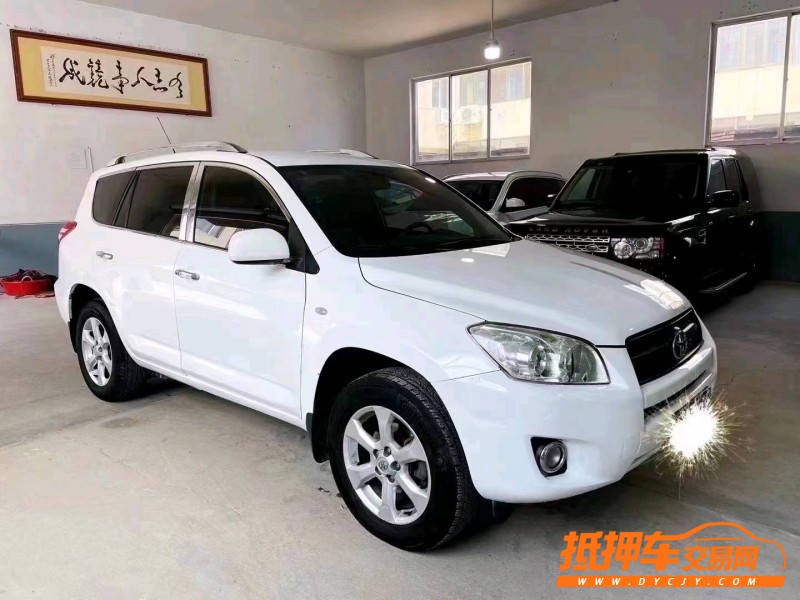 潍坊12年丰田RAV42